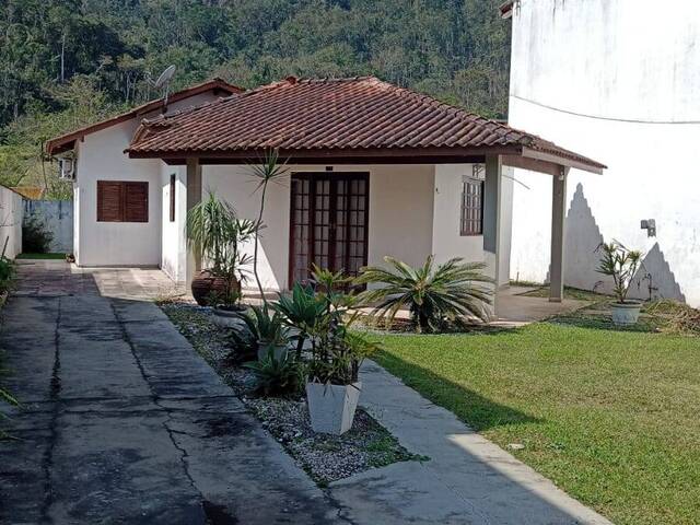#8 - Casa para Venda em Caraguatatuba - SP